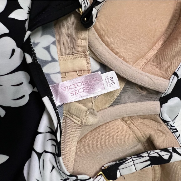 Victoria secret swim top - Picture 4 of 5